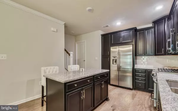 Ashburn, VA 20148,23225 MILLTOWN KNOLL SQ #109