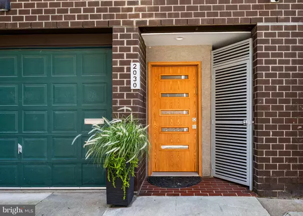 Philadelphia, PA 19103,2030 RANSTEAD ST