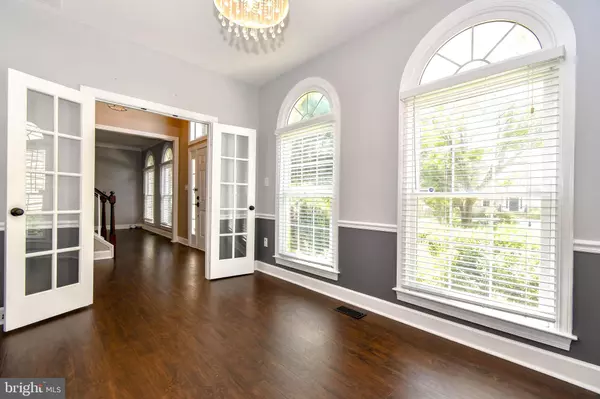 Fairfax Station, VA 22039,8003 COMERFORD DR