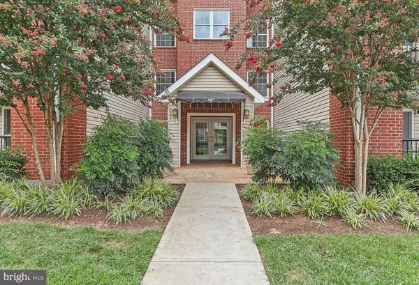 Alexandria, VA 22302,3307 WYNDHAM CIR #4159