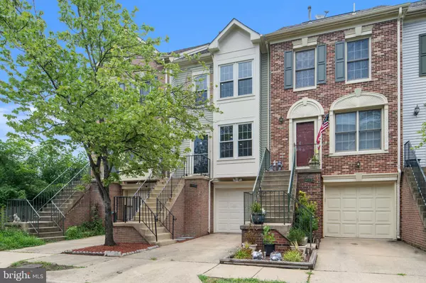 Alexandria, VA 22306,7803 GUM SPRINGS VILLAGE DR