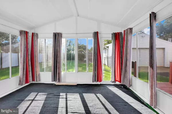 District Heights, MD 20747,2821 WALTERS LN