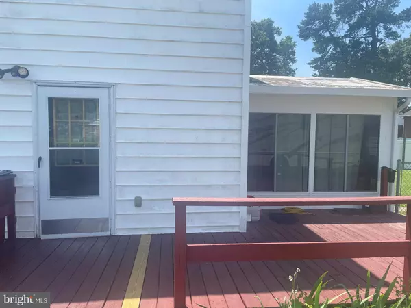 District Heights, MD 20747,2821 WALTERS LN