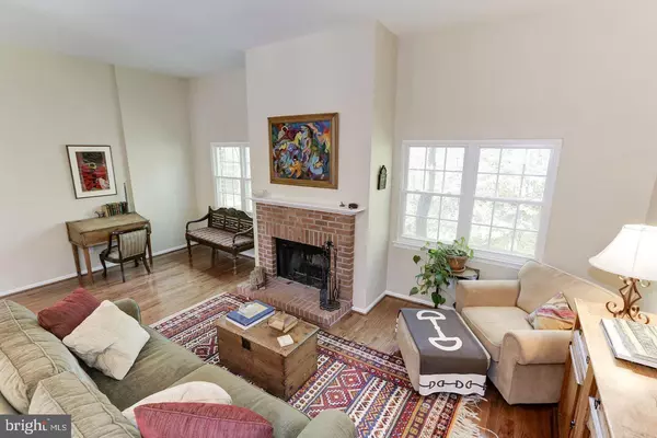 Reston, VA 20191,11736 DRY RIVER CT