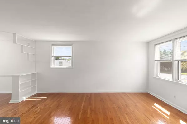 Baltimore, MD 21222,323 TRAPPE RD