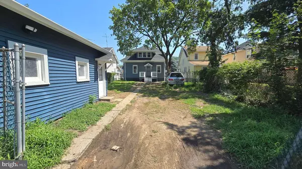 Hamilton, NJ 08629,19 SCAMMELL AVE