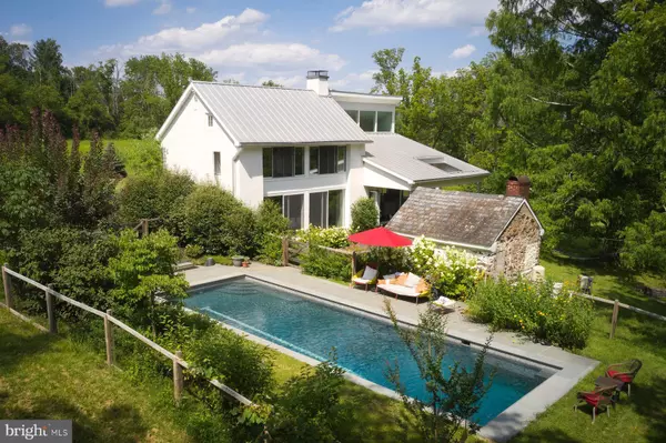 529 KINTNER RD, Kintnersville, PA 18930