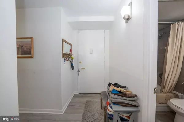 Wynnewood, PA 19096,1001 CITY AVE #WB114