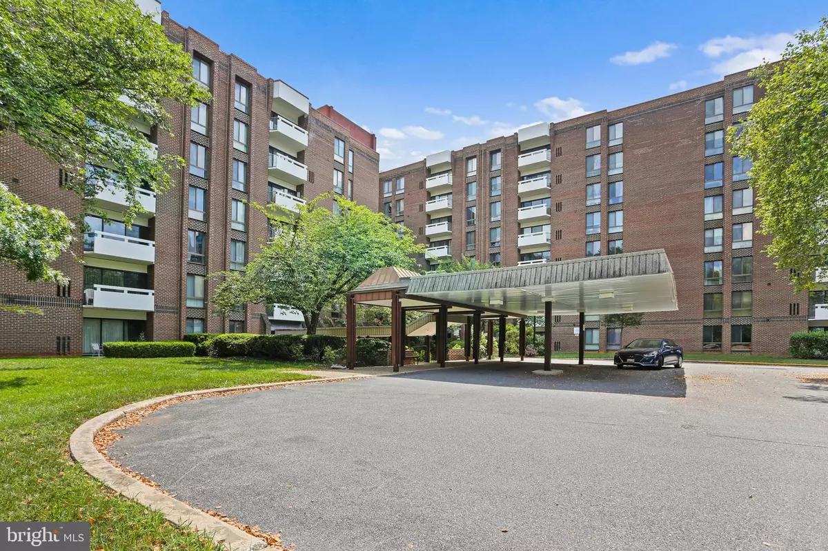 Pikesville, MD 21208,7 SLADE AVE #506