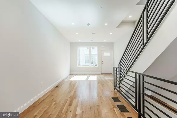 Philadelphia, PA 19146,1432 S TAYLOR ST