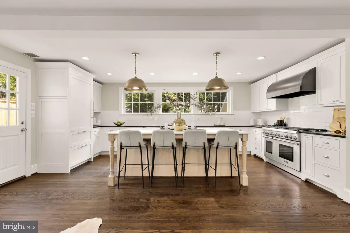 Washington, DC 20015,3803 INGOMAR ST NW