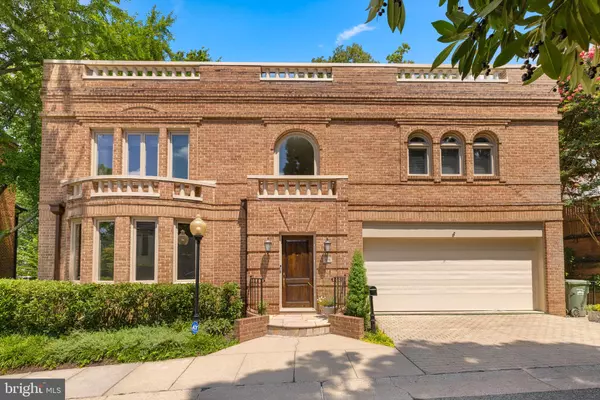 Washington, DC 20007,4616 FOXHALL CRES NW