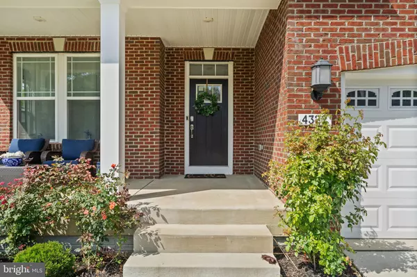 White Plains, MD 20695,4322 SHAKESPEARE CIR