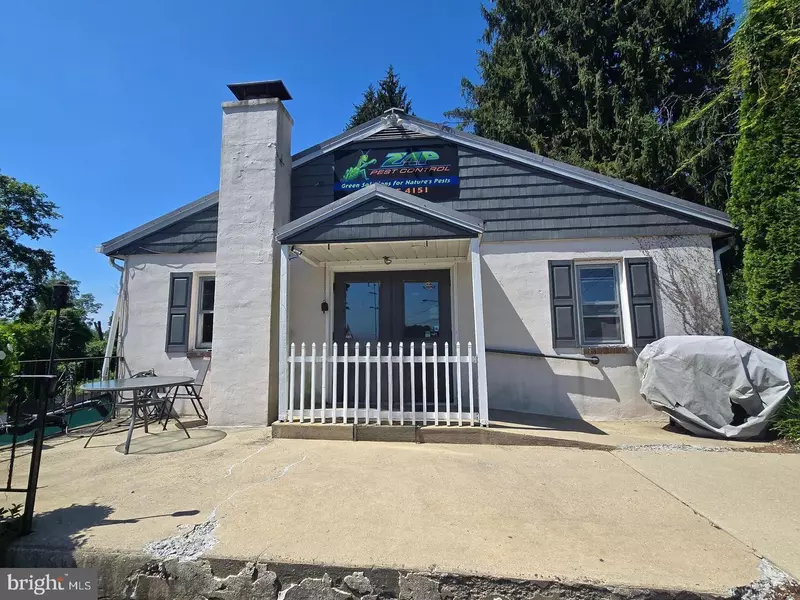 1176 N MIDDLETOWN RD, Gradyville, PA 19039