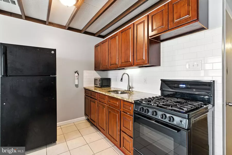 708 S RANDOLPH ST #2F, Philadelphia, PA 19147