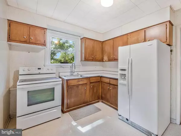 Temple Hills, MD 20748,3802 CRYSTAL LN