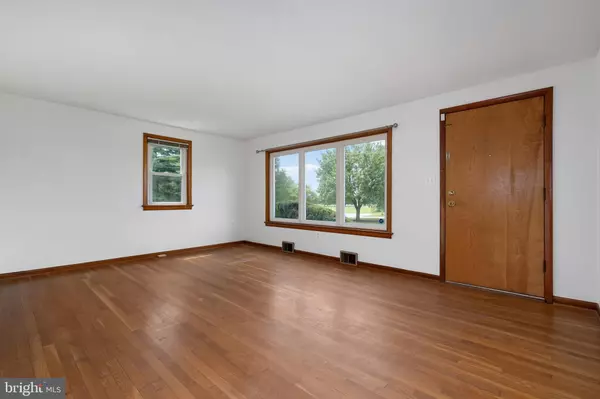 Taneytown, MD 21787,56 MEMORIAL DR