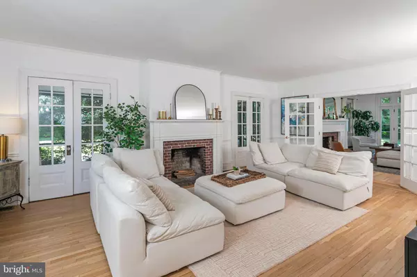 Pennington, NJ 08534,26 EGLANTINE AVE