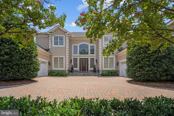 Ashburn, VA 20147,43589 EDISON CLUB CT