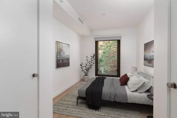 Washington, DC 20009,1630 COLUMBIA RD NW #208