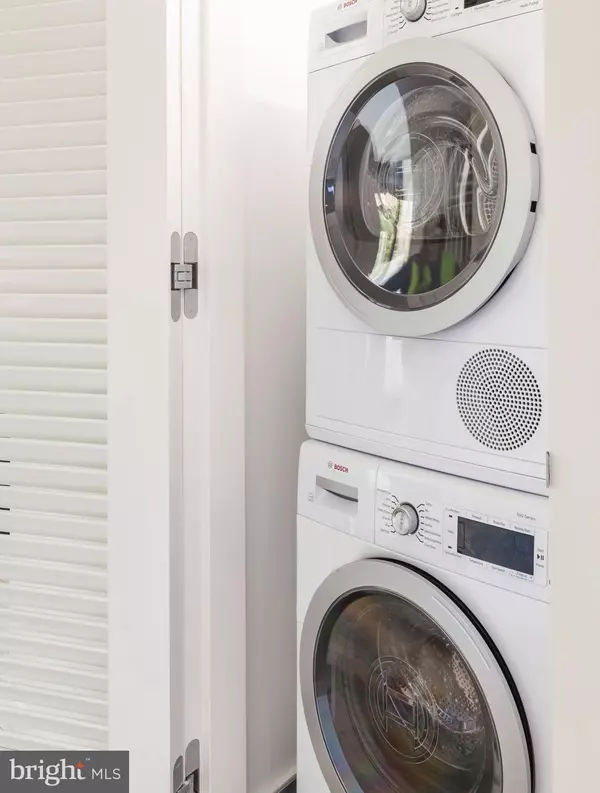 Washington, DC 20009,1630 COLUMBIA RD NW #208