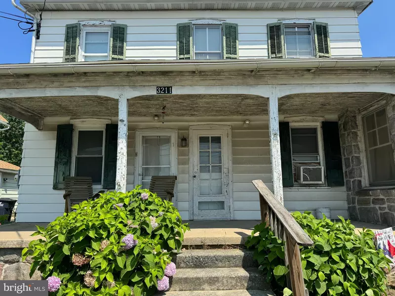 3211 MAIN ST, Morgantown, PA 19543