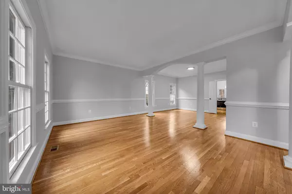 Gainesville, VA 20155,7990 AMSTERDAM CT
