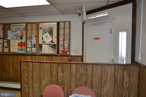 Philadelphia, PA 19120,5245 N 5TH ST