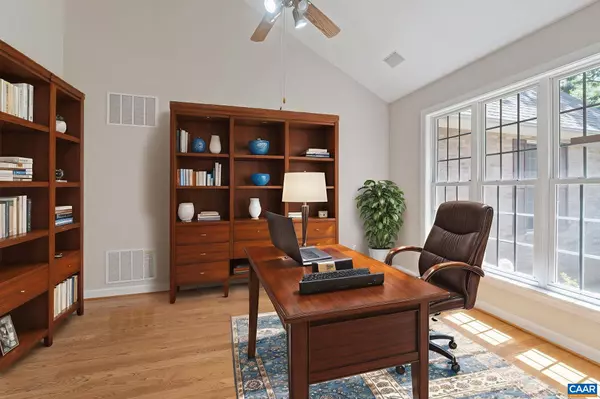 Charlottesville, VA 22911,680 EXPLORERS RD