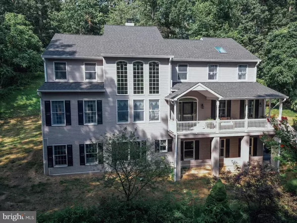 7 SLITTING MILL RD, Glen Mills, PA 19342