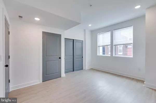 Philadelphia, PA 19133,939 W DAUPHIN ST #2