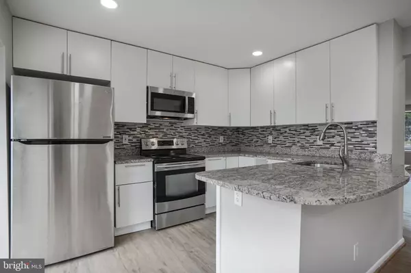 Woodbridge, VA 22192,3098 BRIDGETON CT