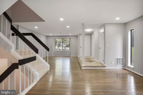 Woodbridge, VA 22192,3098 BRIDGETON CT