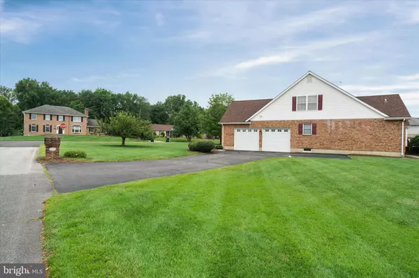 Bear, DE 19701,213 RICE DR