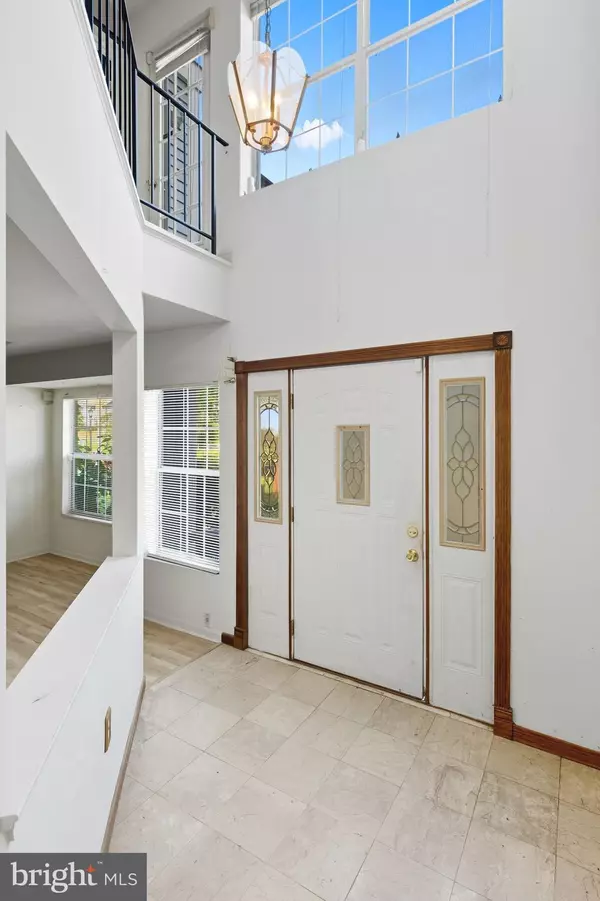 Laurel, MD 20707,7922 CHAPEL COVE DR