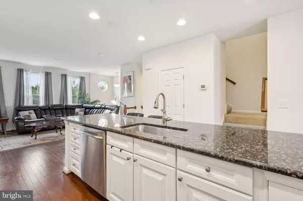 Manassas Park, VA 20111,9027 PHITA LN