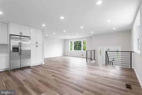 Lorton, VA 22079,8912 SYLVANIA ST