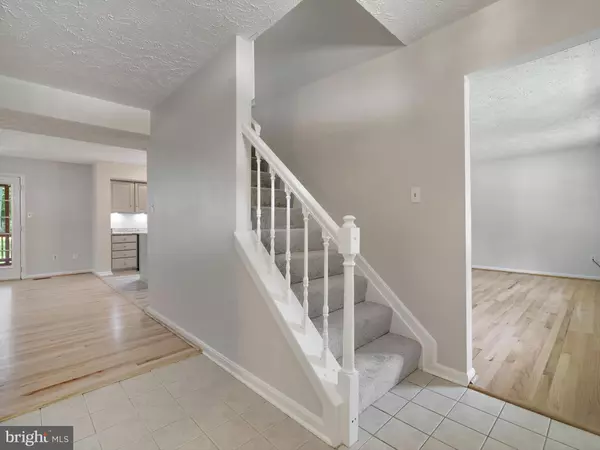 Annapolis, MD 21403,3228 BLACKWALNUT DR
