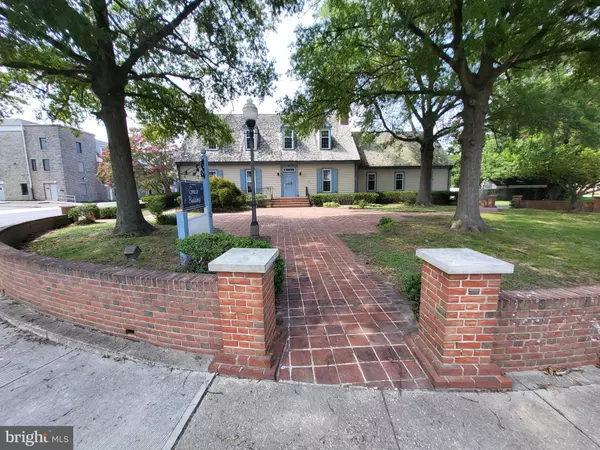 403 ACADEMY ST #A, Cambridge, MD 21613