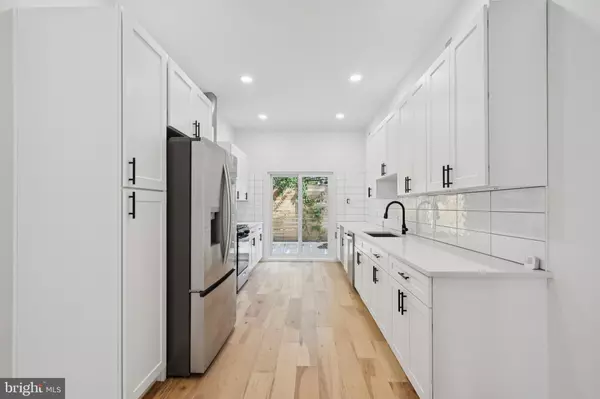 Philadelphia, PA 19132,2431 N 29TH ST