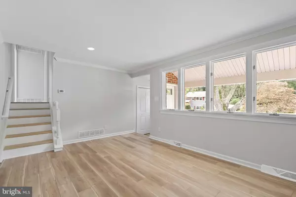 Lindenwold, NJ 08021,923 BENTLEY