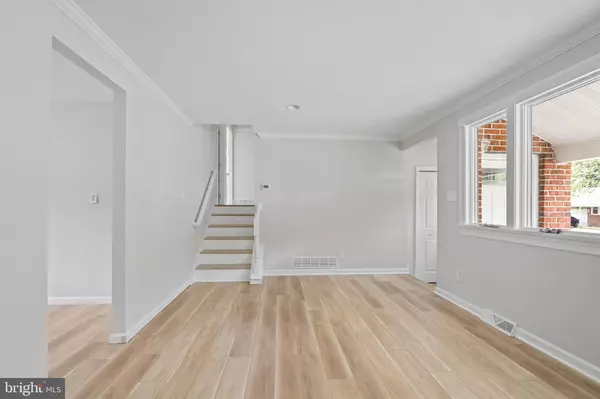 Lindenwold, NJ 08021,923 BENTLEY