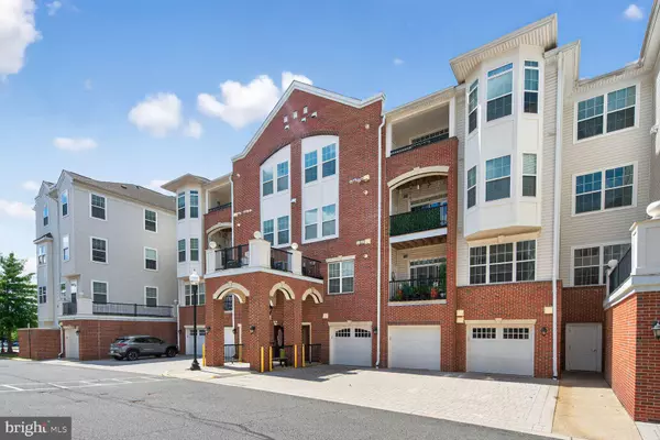 Manassas, VA 20110,9202 CHARLESTON DR #307