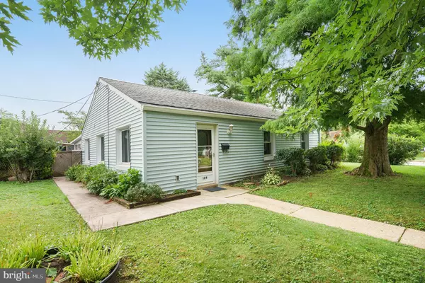 109 CARSON ST, Phoenixville, PA 19460