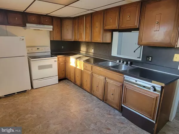 Reading, PA 19606,528 S 18TH ST