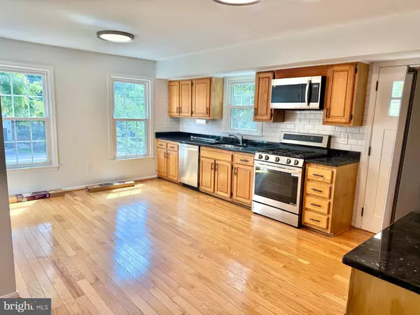 Chevy Chase, MD 20815,9102 JONES MILL RD