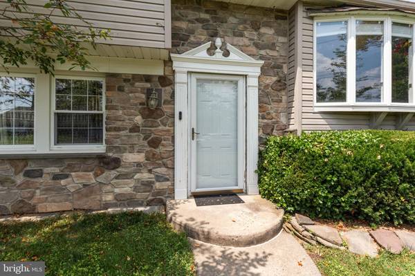 Warminster, PA 18974,748 MARTHA LN