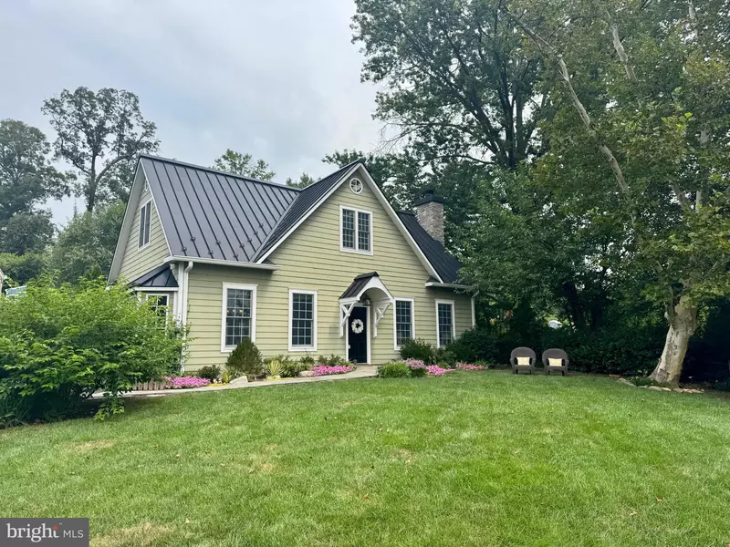 116 N EARLEY ST, Alexandria, VA 22304