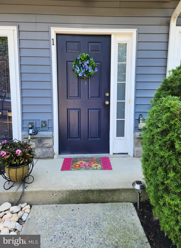 Delran, NJ 08057,1 FOX CT.
