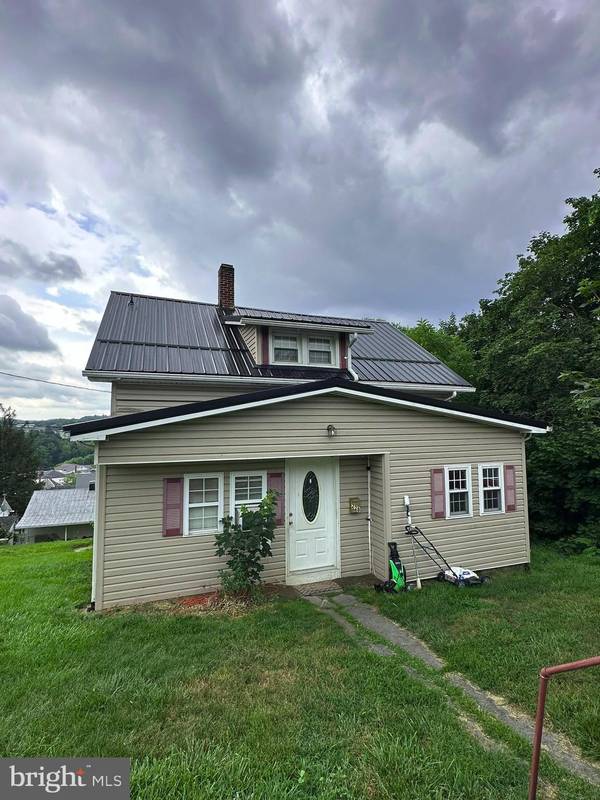 Everett, PA 15537,228 E 2ND ST